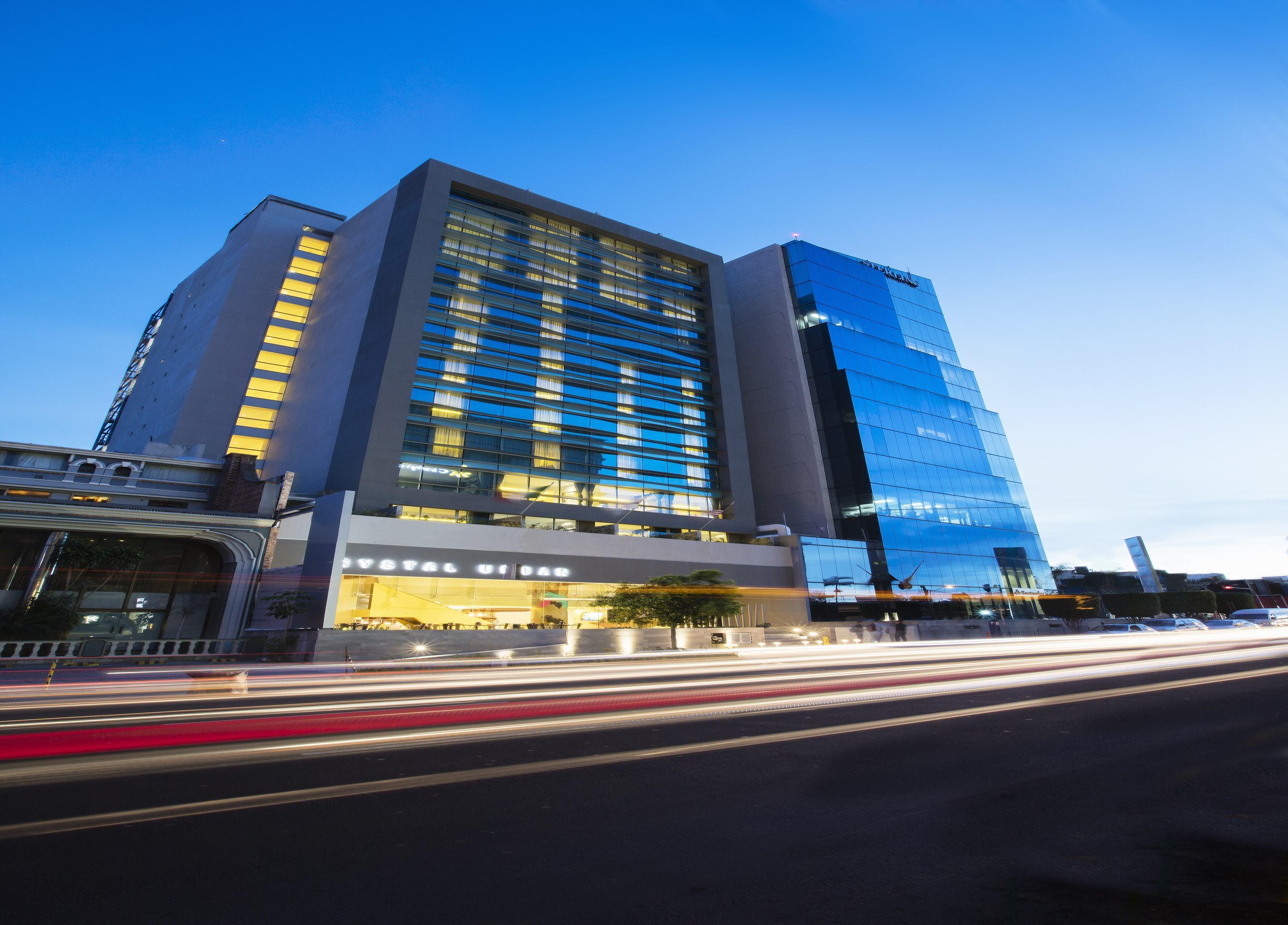 Krystal Urban Guadalajara Hotel Ngoại thất bức ảnh