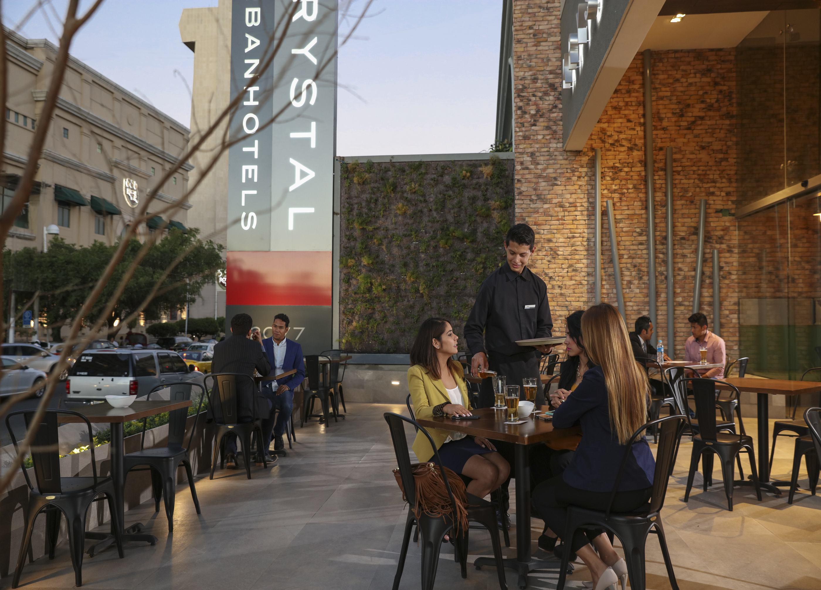 Krystal Urban Guadalajara Hotel Ngoại thất bức ảnh