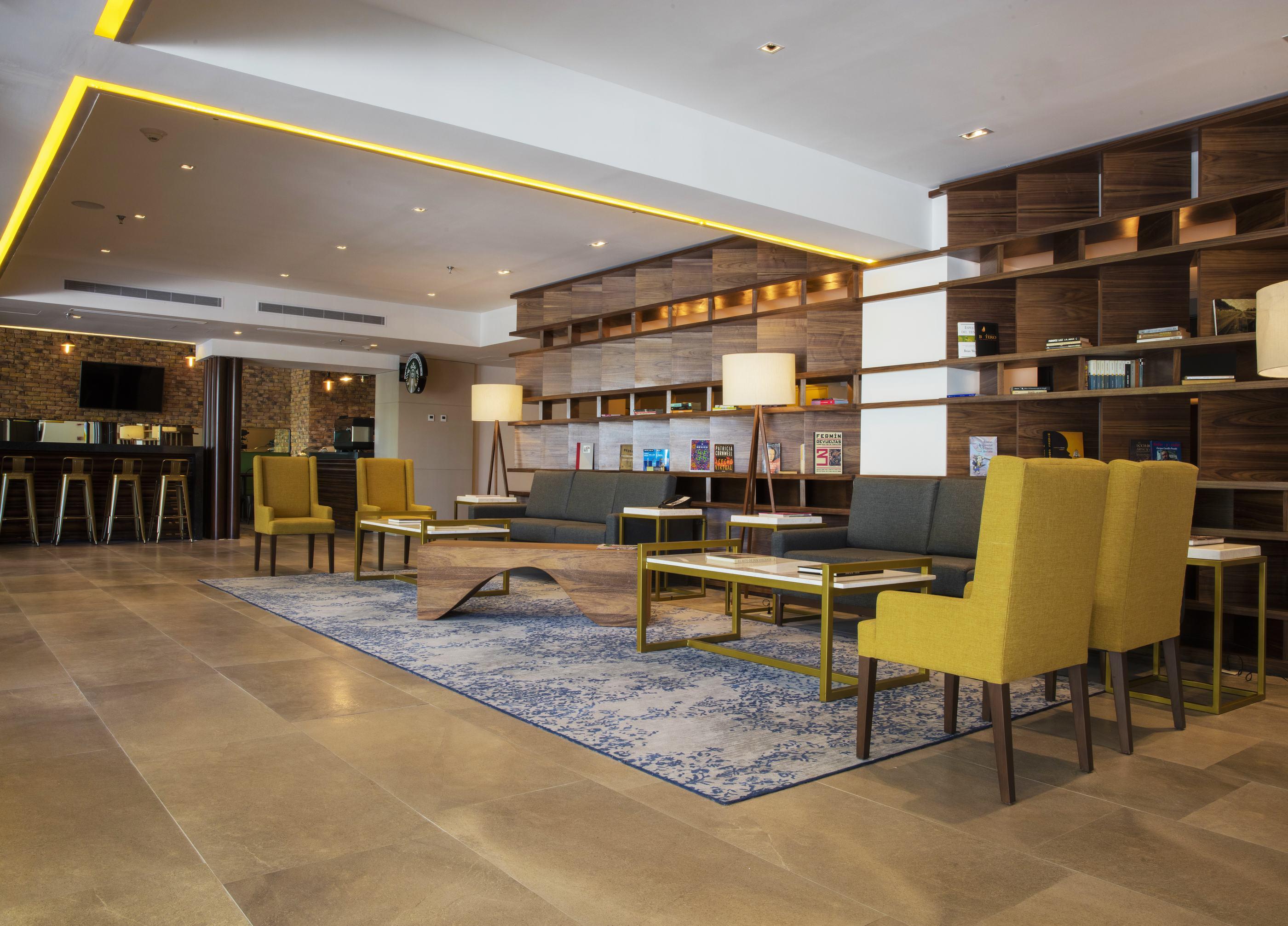 Krystal Urban Guadalajara Hotel Ngoại thất bức ảnh