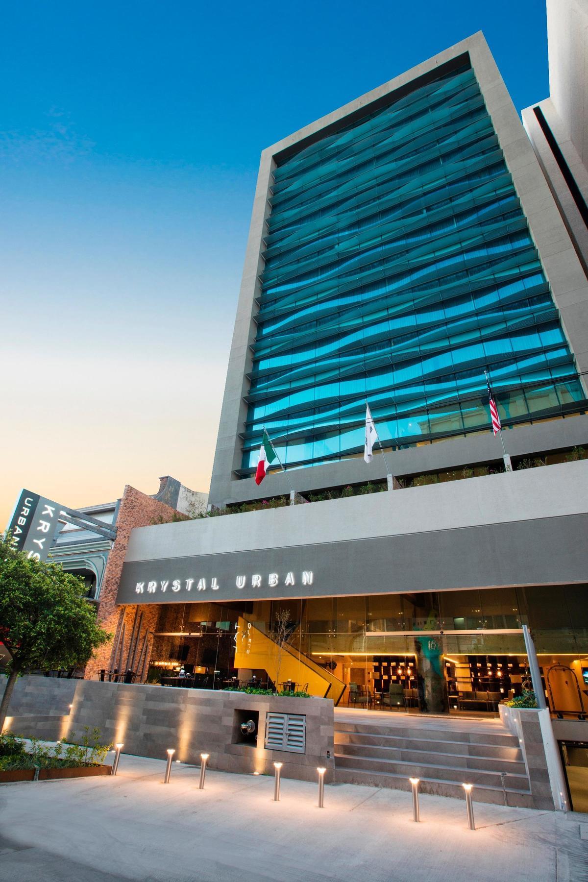 Krystal Urban Guadalajara Hotel Ngoại thất bức ảnh